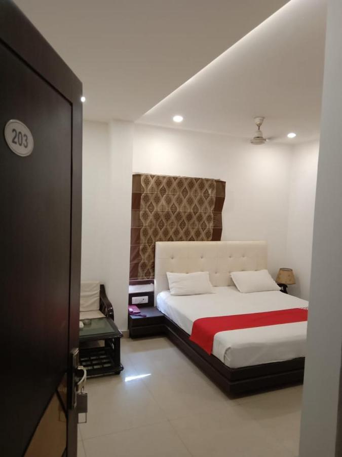 Riya Palace Agra  Eksteriør billede